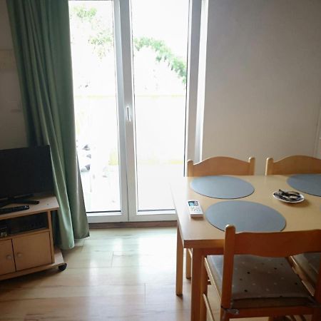 Apartment Samanta Sisan Exterior foto